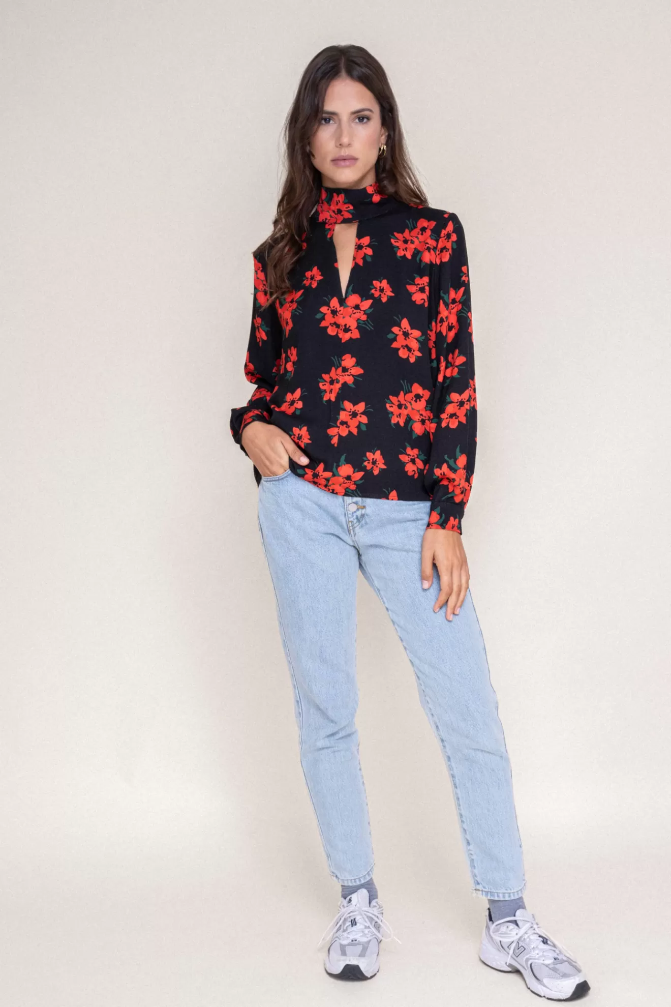 blouse_cassandra_amaryllis_3.webp Hot Orta Blouse Cassandra amaryllis