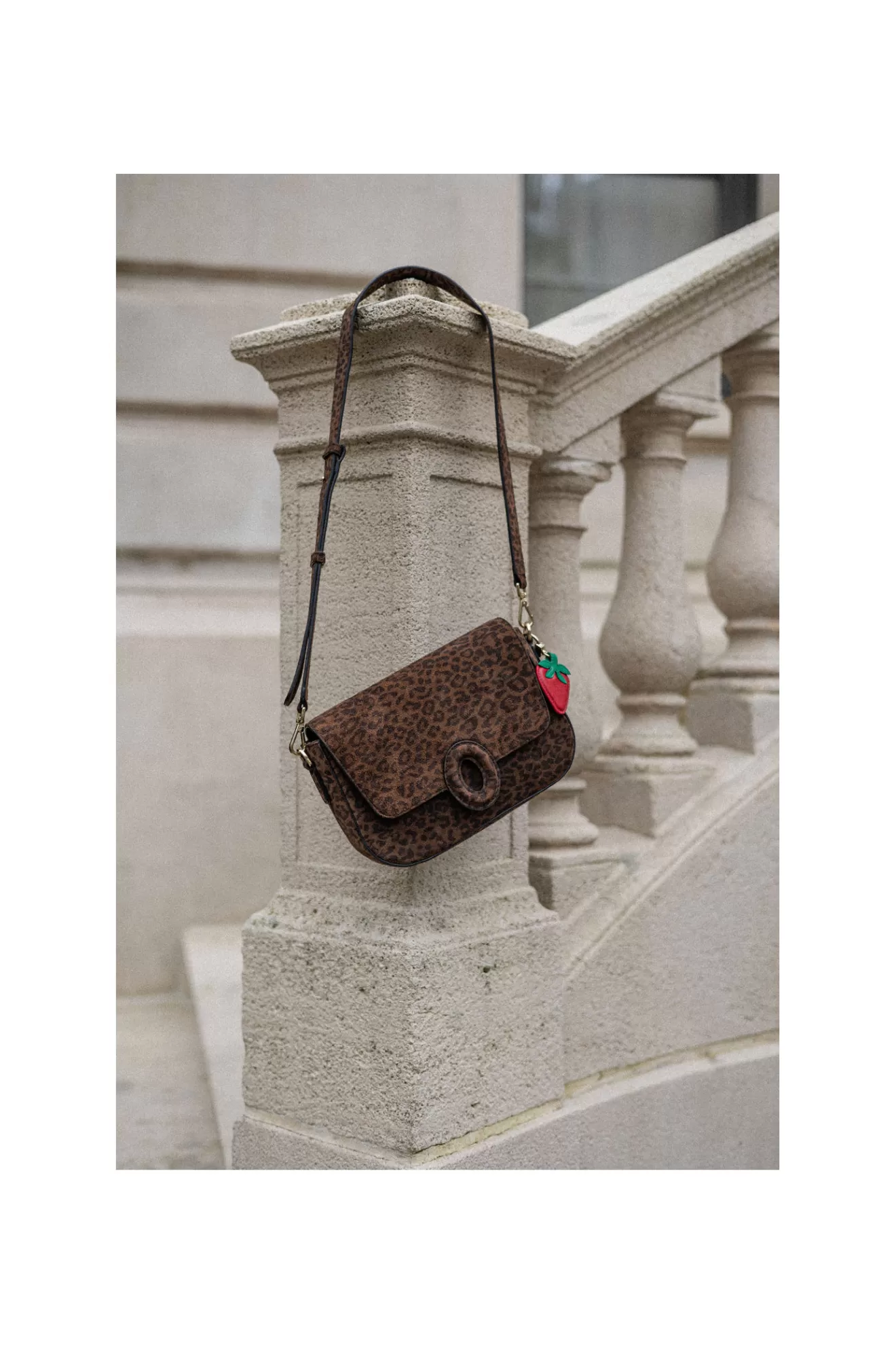 charm_fraise_rouge_3.webp Clearance Orta Charm Fraise rouge