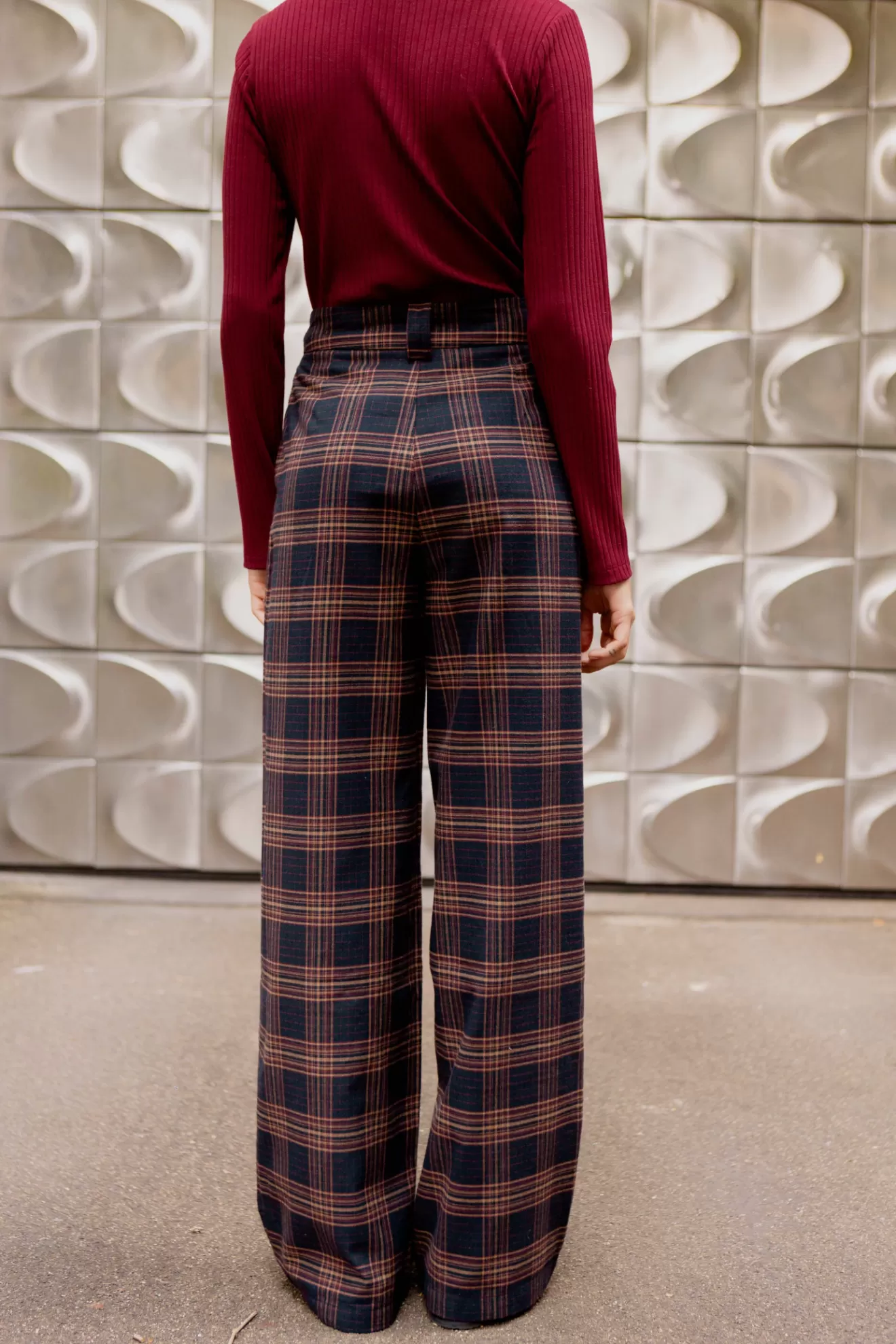 pantalon_gabriel_carreaux_marine__rouge_5.webp Best Sale Orta Pantalon Gabriel carreaux marine & rouge