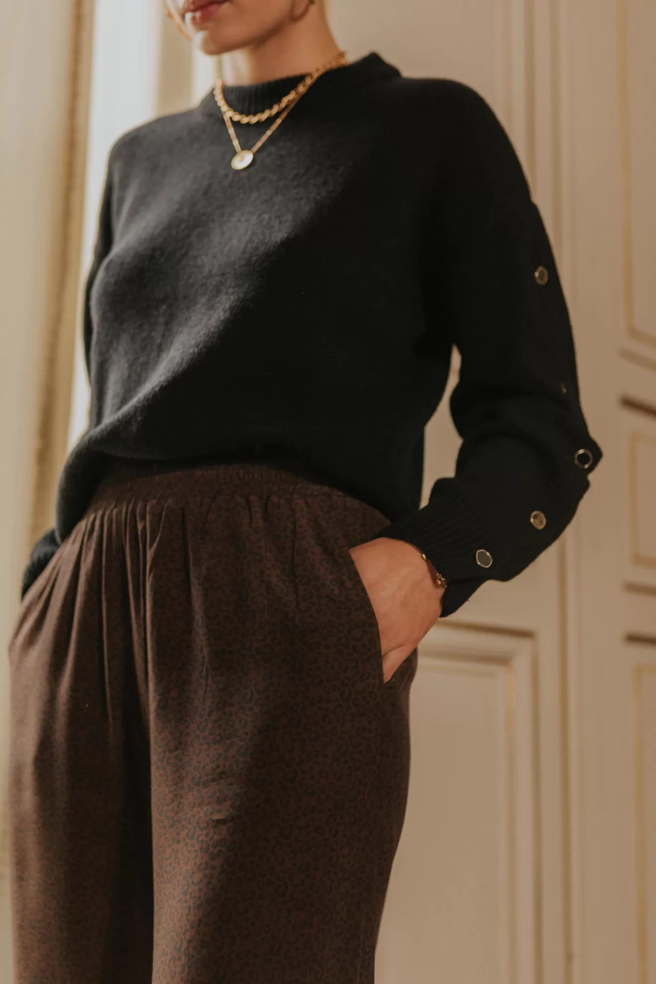 pantalon_jonas_lo_brun_4.webp Shop Orta Pantalon Jonas léo brun