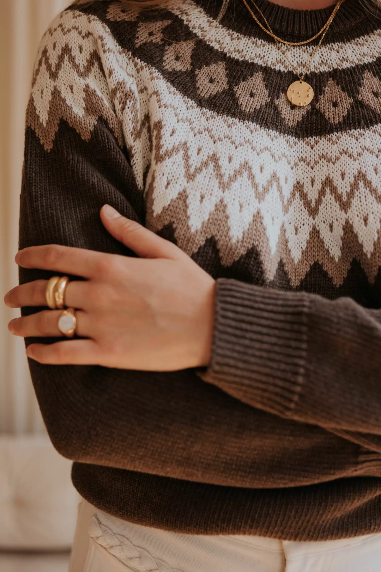 pull_bernard_brun_et_cru_2.webp Cheap Orta Pull Bernard et écru brun