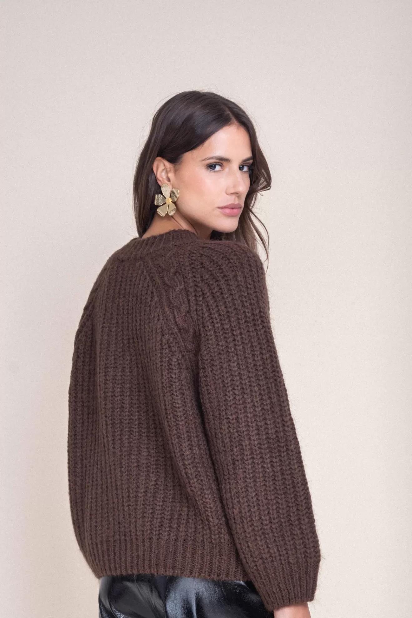 pull_gaspard_brun_4.webp Discount Orta Pull Gaspard brun