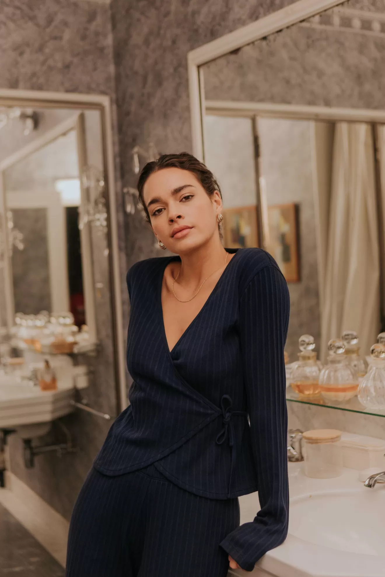 pyjama_billie_ajour_marine_haut_4.webp Flash Sale Orta Pyjama Billie ajouré haut marine