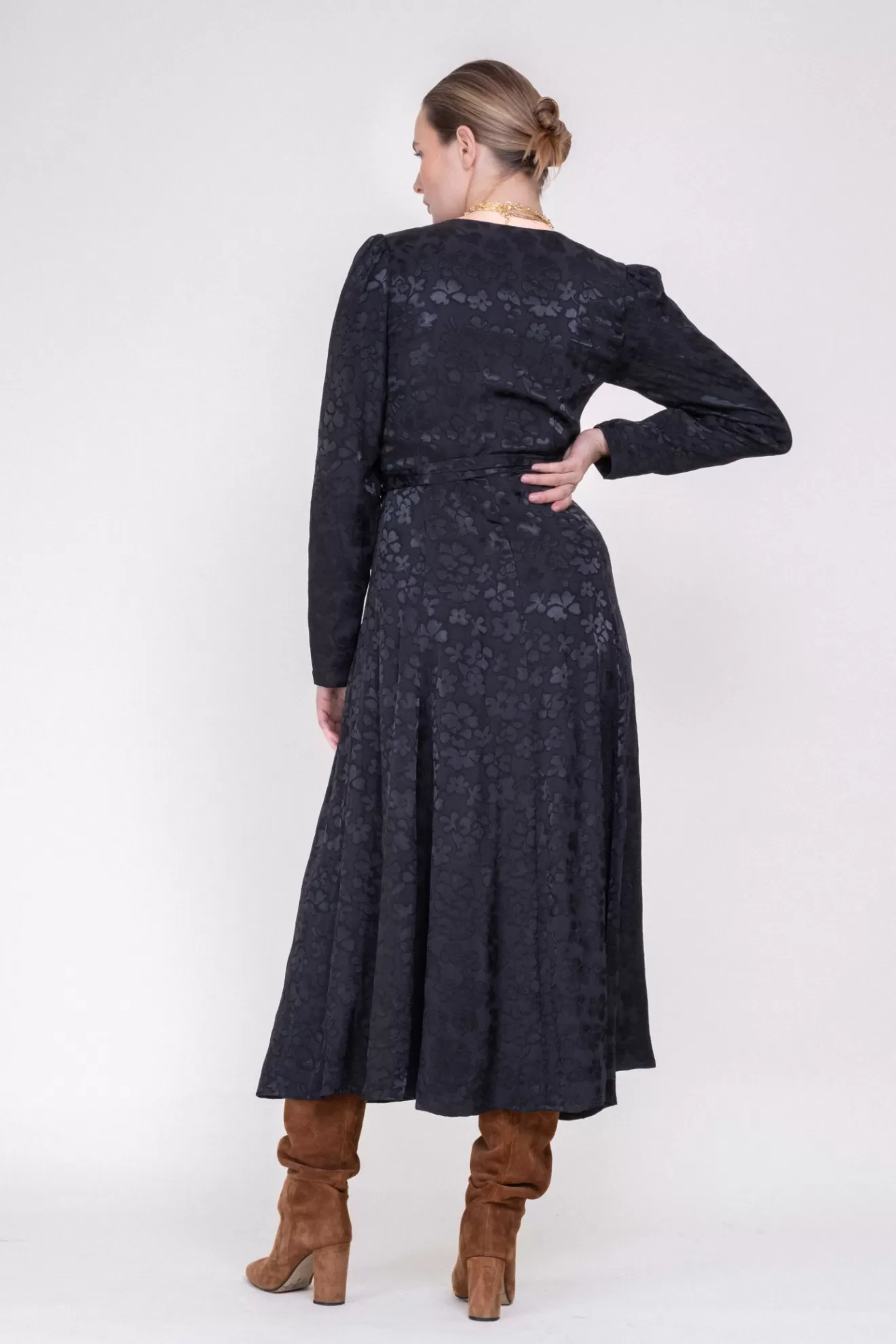 robe_kate_jacquard_noir_10.webp Shop Orta Robe Kate jacquard noir
