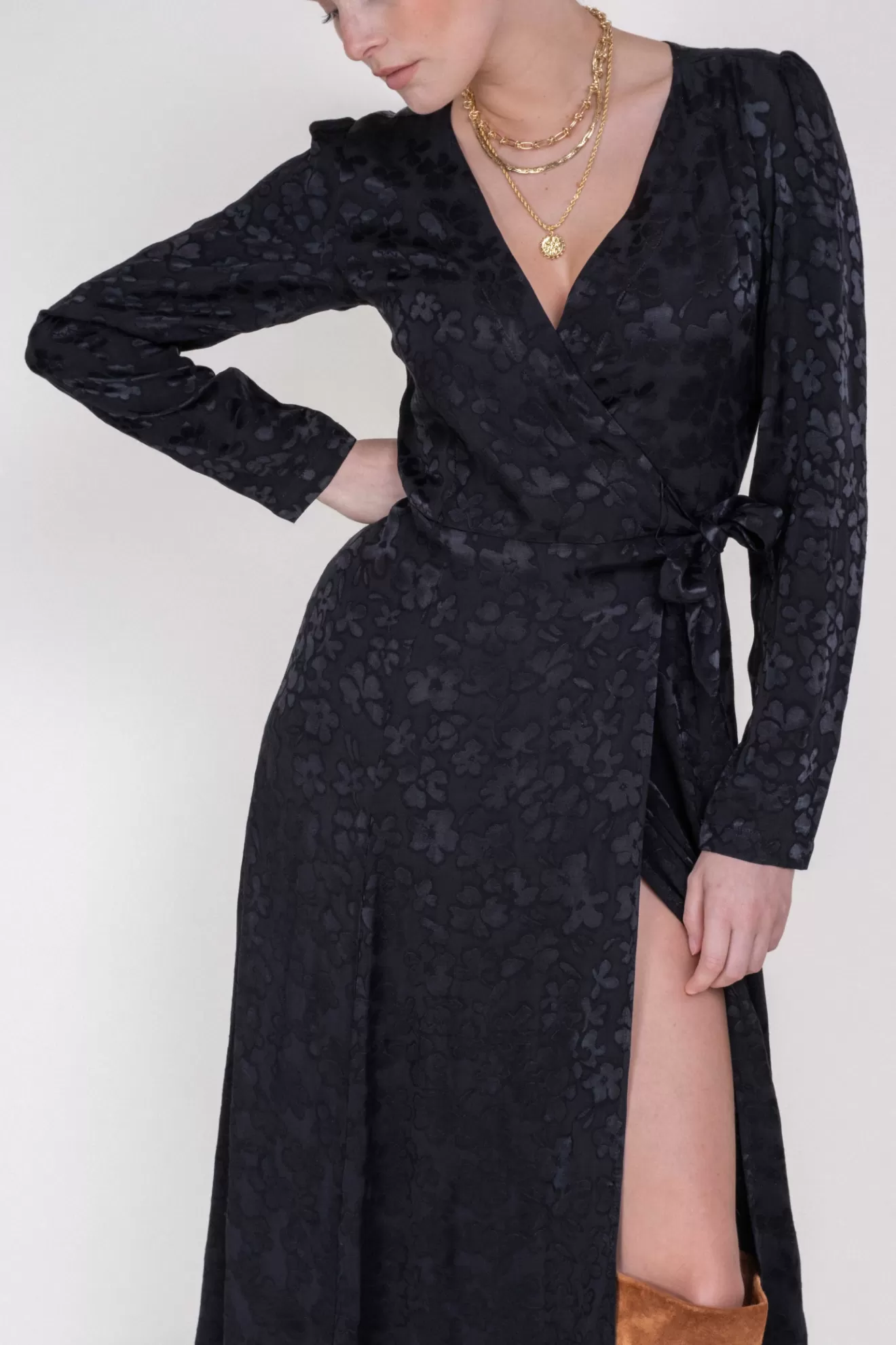 robe_kate_jacquard_noir_8.webp Shop Orta Robe Kate jacquard noir